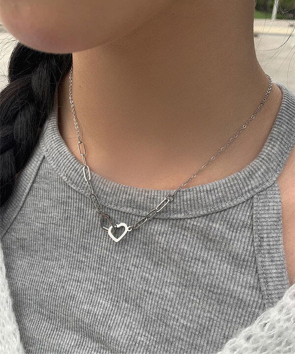 Qgu Heart Clip Surgical Necklace