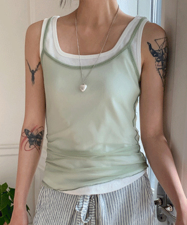 Kitsha matte silver heart pendant necklace 项链