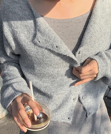 Beluga round short cardigan 开襟衫