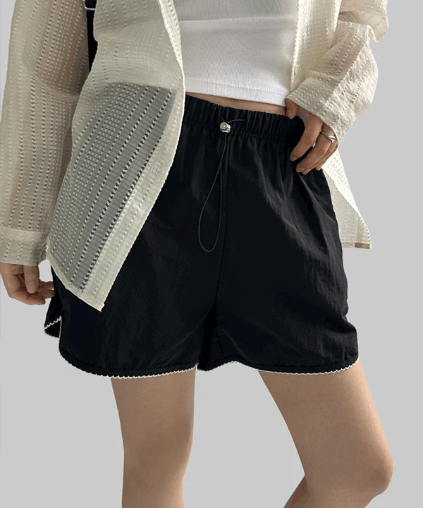 Cory lace embroidery nylon shorts 短裤