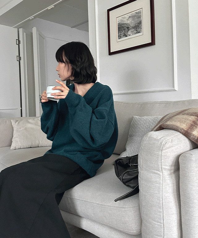 Dalit Overfit Skasi V-Neck Knitwear  针织衫