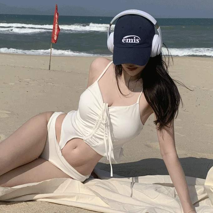 Labelle Unbalanced Front Shirring Halter Frill Bikini -5 Colors 泳装