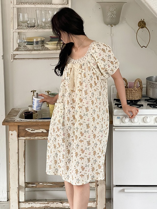Big size 55-100 Elevan lace flower bear round neck ribbon short sleeve long one Dress yoru pajamas 長洋裝