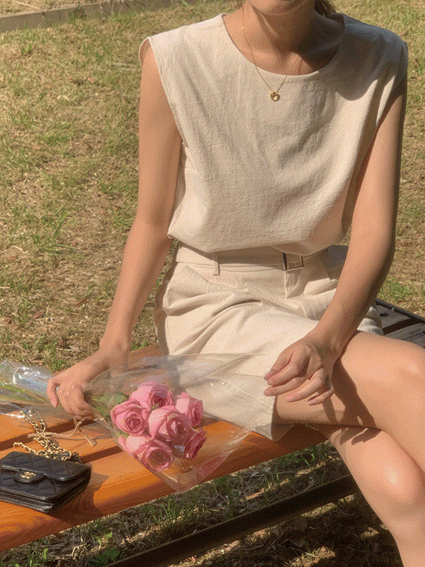 Onyx Linen Sleeveless + Shorts Set 套裝