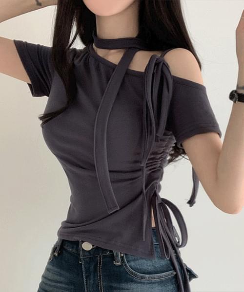 Slim muffler half off shoulder short sleeve t-shirt