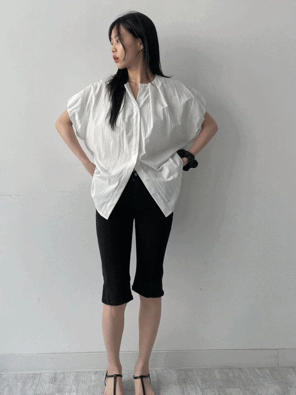 Hidden Puff Loose-fit Blouse