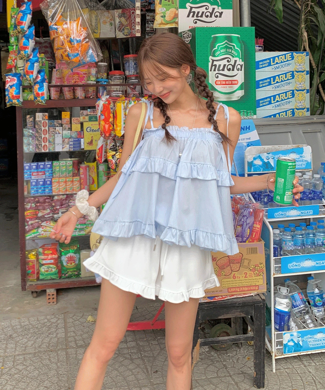 With Frill Ribbon Banding Flare Sleeveless Blouse