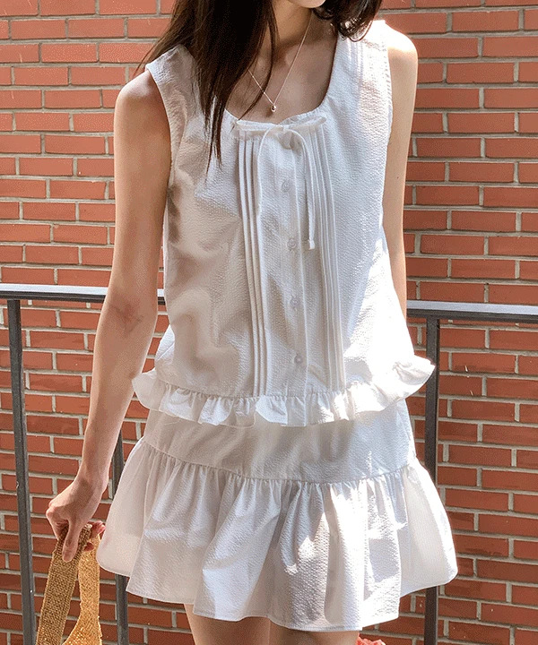 sleeveless