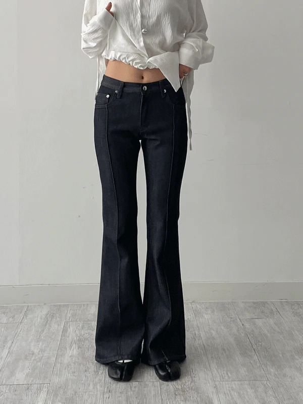 Selvage pin tuck long Flared denim pants 牛仔裤