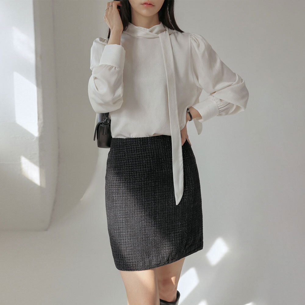 Erder Half Neck Tie Blouse