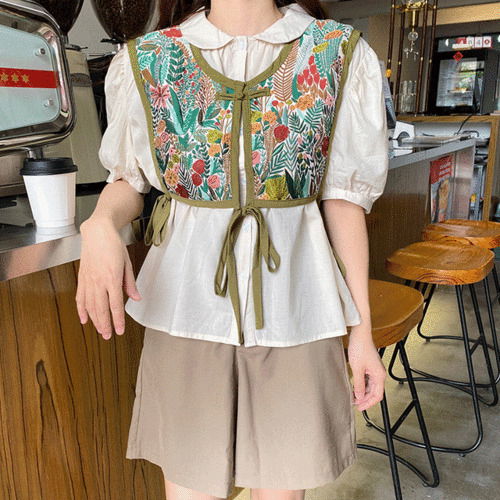 Round collar shirt / unique string vest / 5-part banding shorts coordination set-up