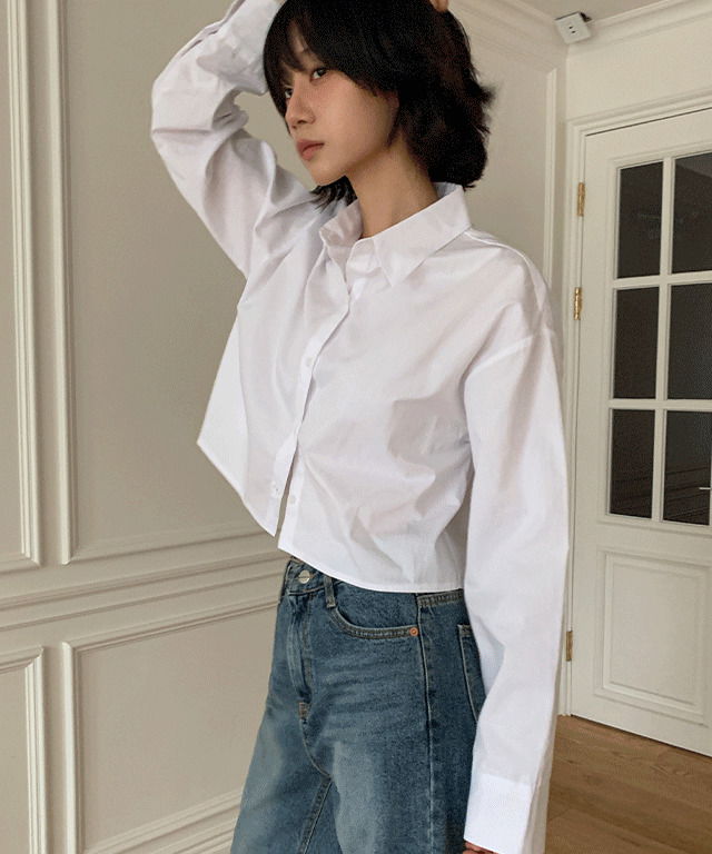 Days cropped cotton shirt