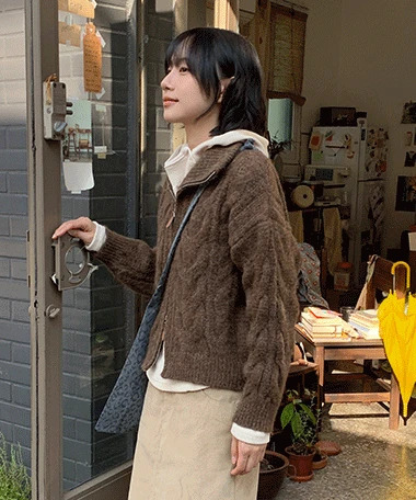 Basil Two Way Twisted Knitwear Zip-up 針織外套
