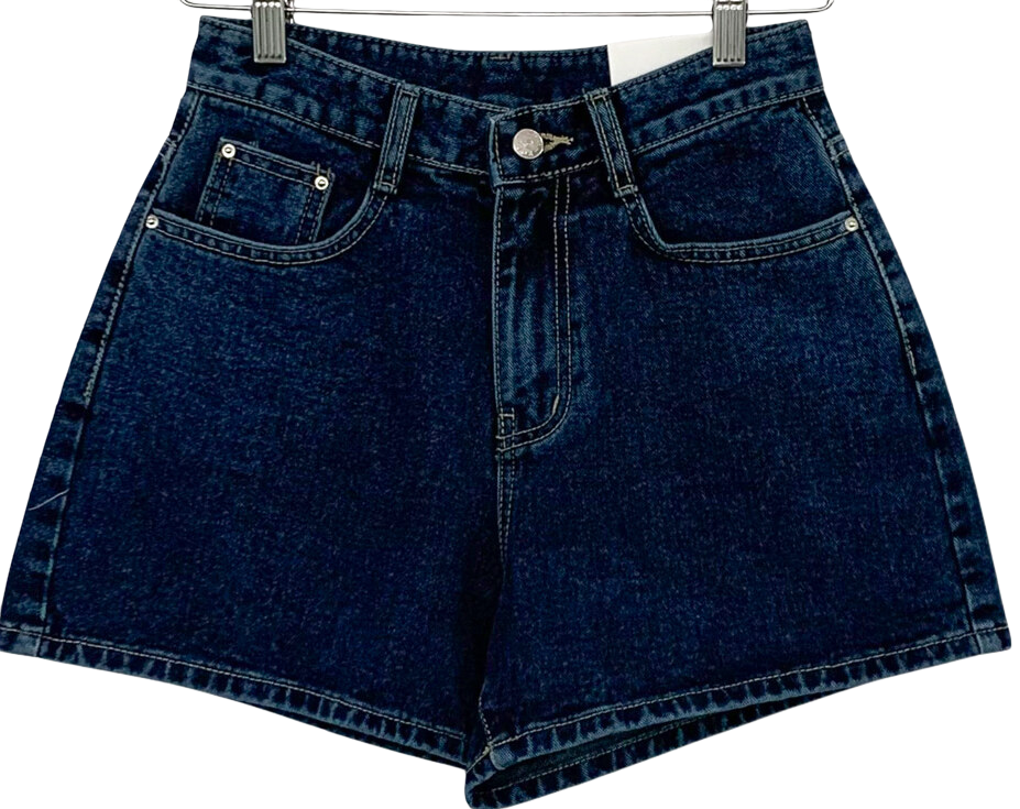 牛仔短褲