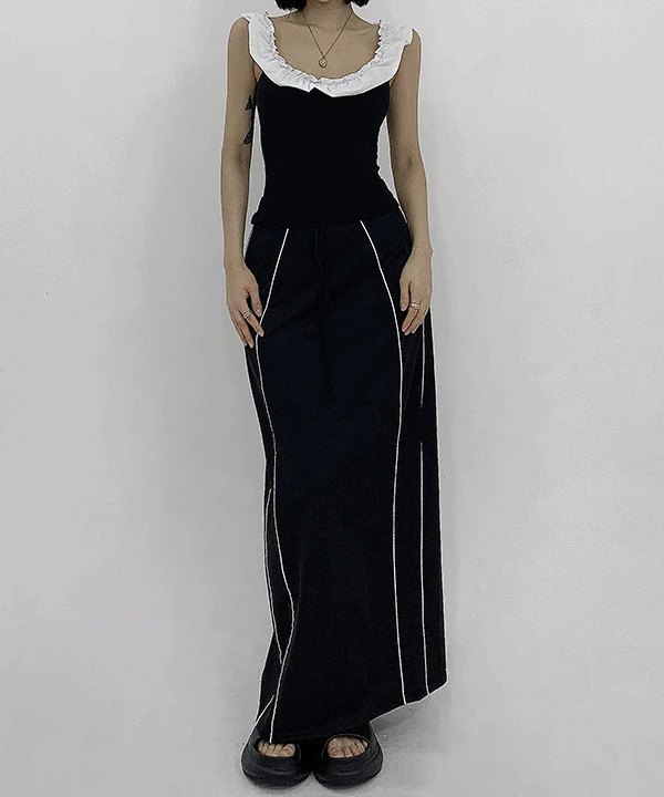 gown