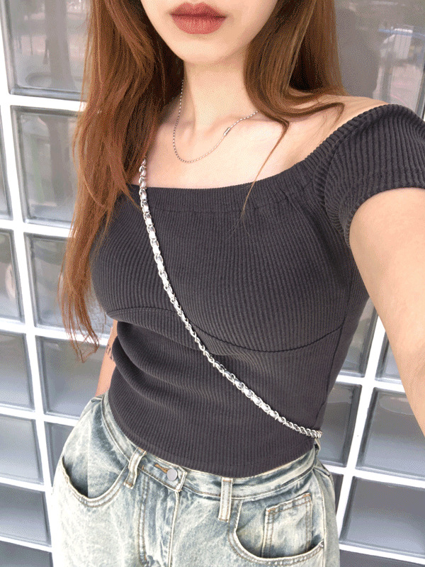 Wiki Pigment Off Shoulder Short Sleeve Tee 短袖上衣