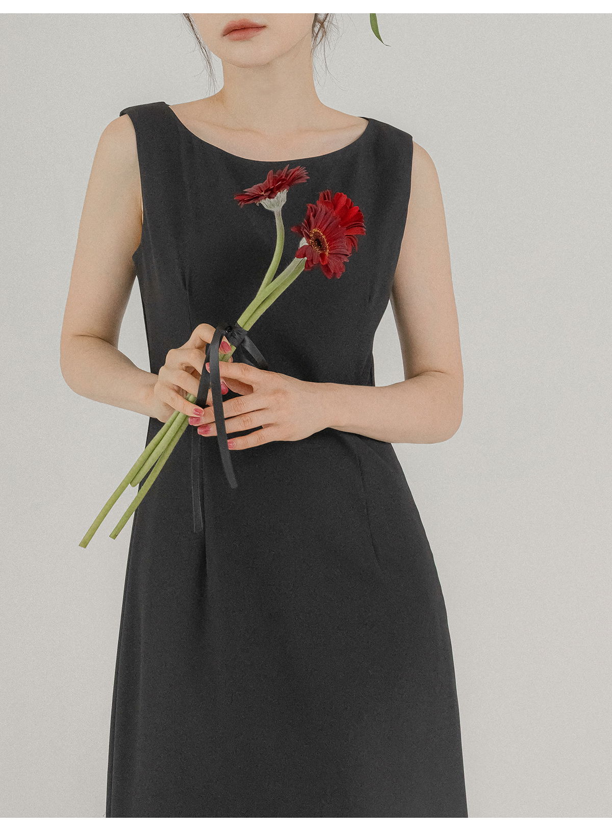 리리앤코 [웨딩룩] 메린브리 머메이드 보트넥 뷔스티에 롱 원피스