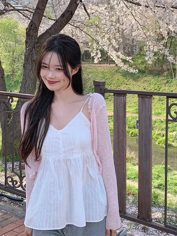 蕾絲V領褶皺長袖女襯衫