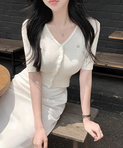 Bunny V Crop Short Sleeve Cardigan