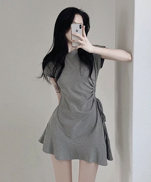 洋裝