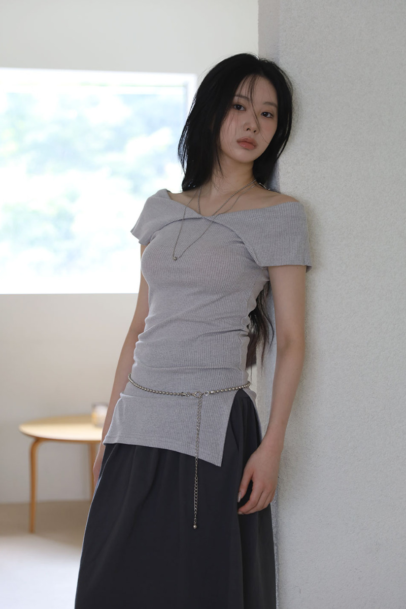 off-the-shoulder-dress