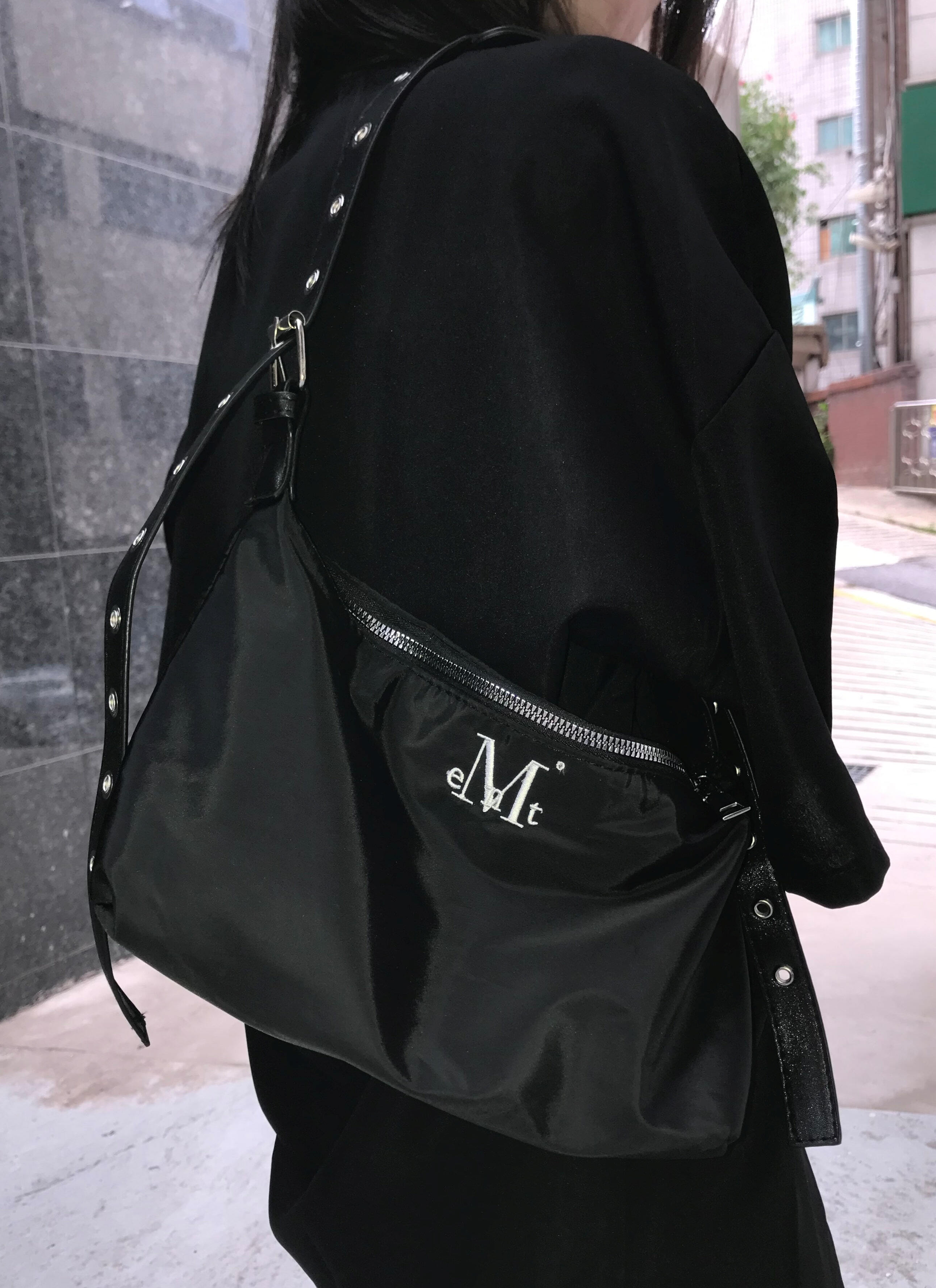 MOTOR PUNCHING CROSS BAG motor punching shoulder bag cross bag 肩背包