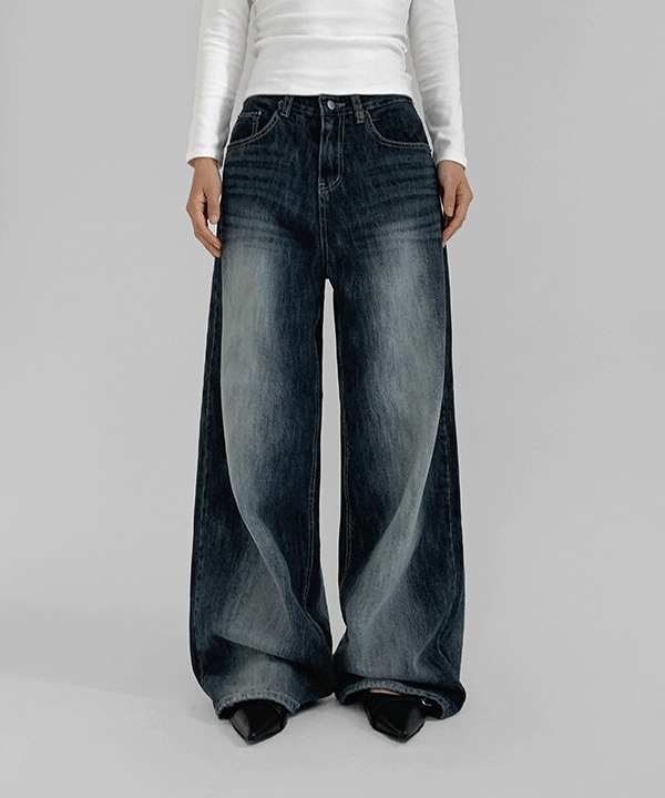 Merc Dark Faded Wide Denim Pants 牛仔褲