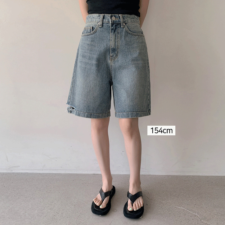 Cutter slit Faded Bermuda denim pants 短褲