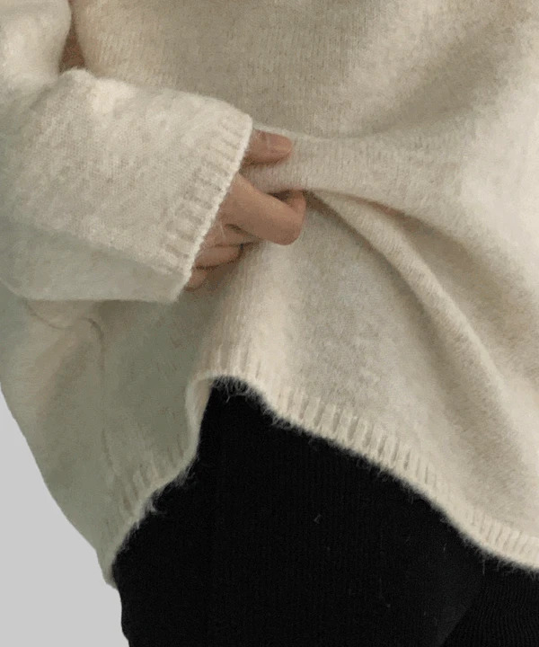 Nancy Loose-fit V-Neck Knitwear 