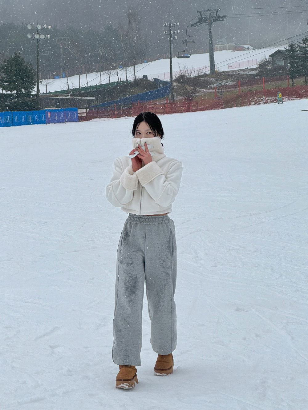 악세사리 모델 착용 이미지-S36L28