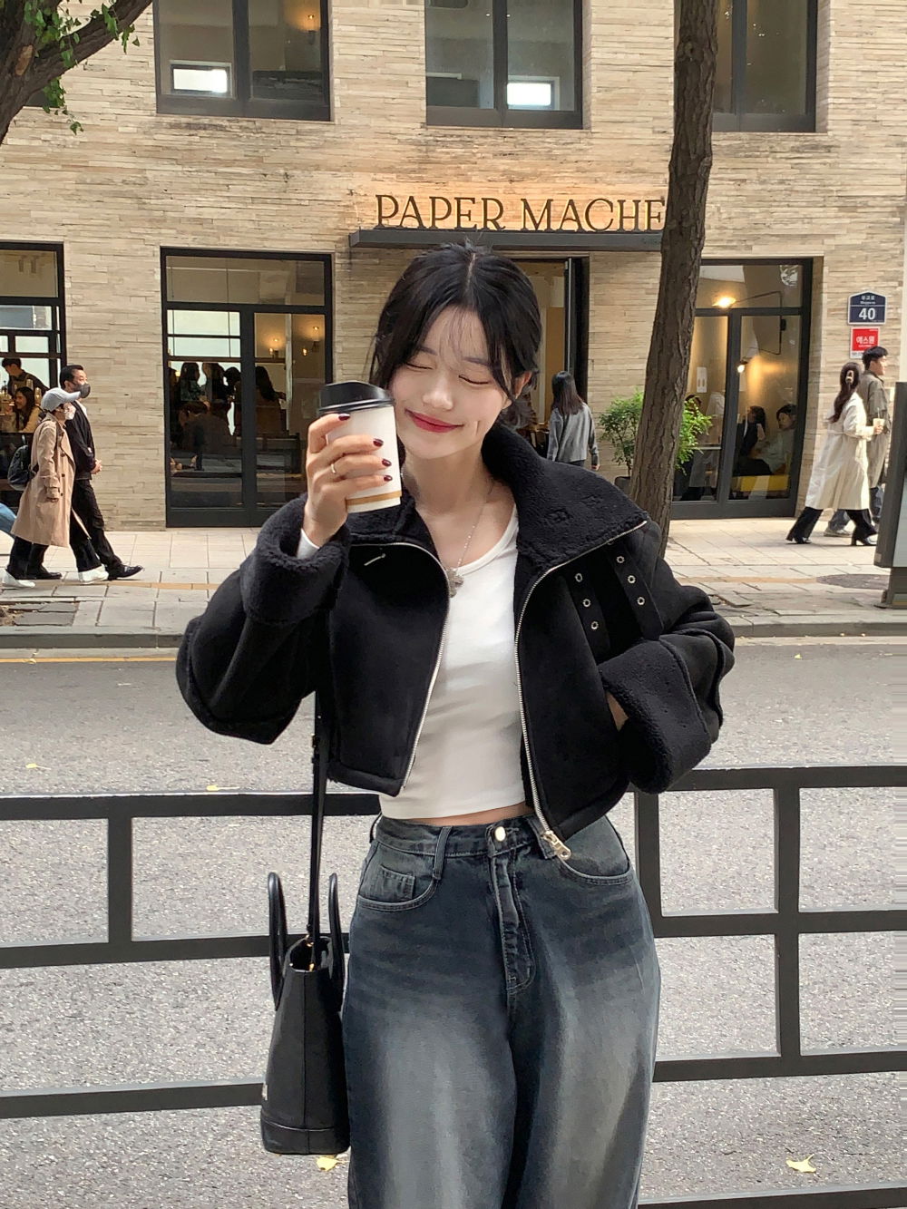 악세사리 모델 착용 이미지-S9L4