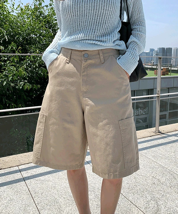 卡其褲