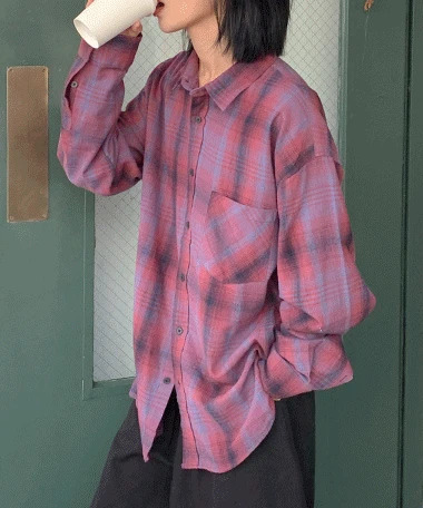 粉色格紋寬鬆垮肩長袖襯衫