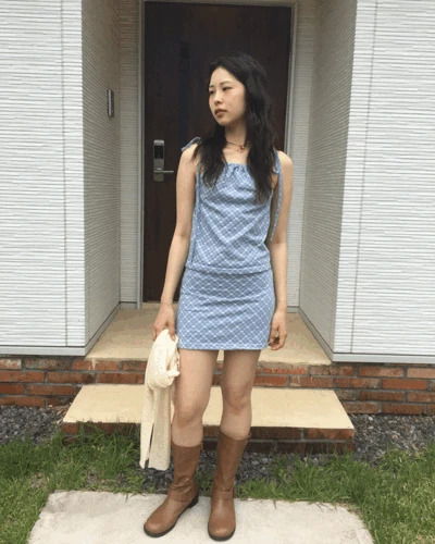 Check halter neck + mini skirt