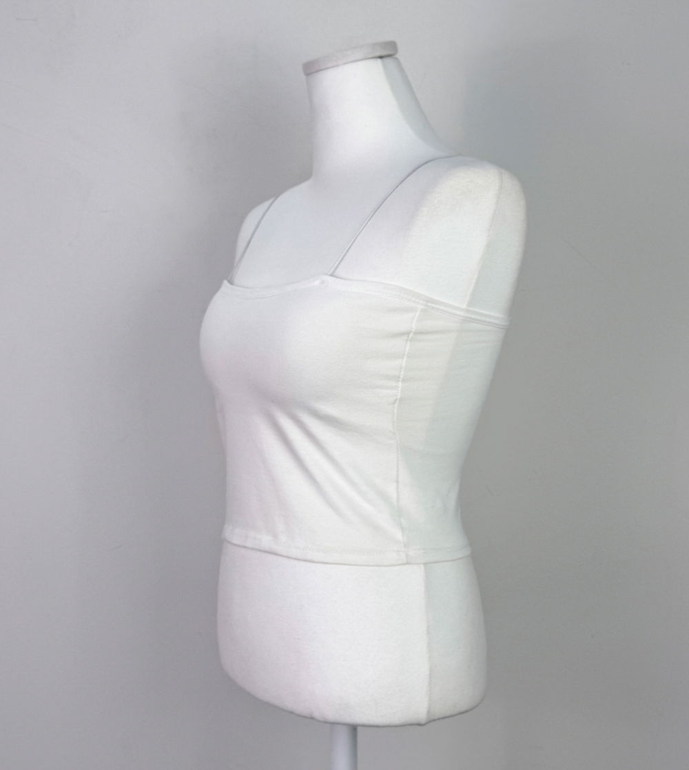 민소매 화이트 색상 이미지-S1L20