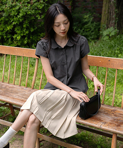 Rohane 褶皺圓領修身半身襯衫