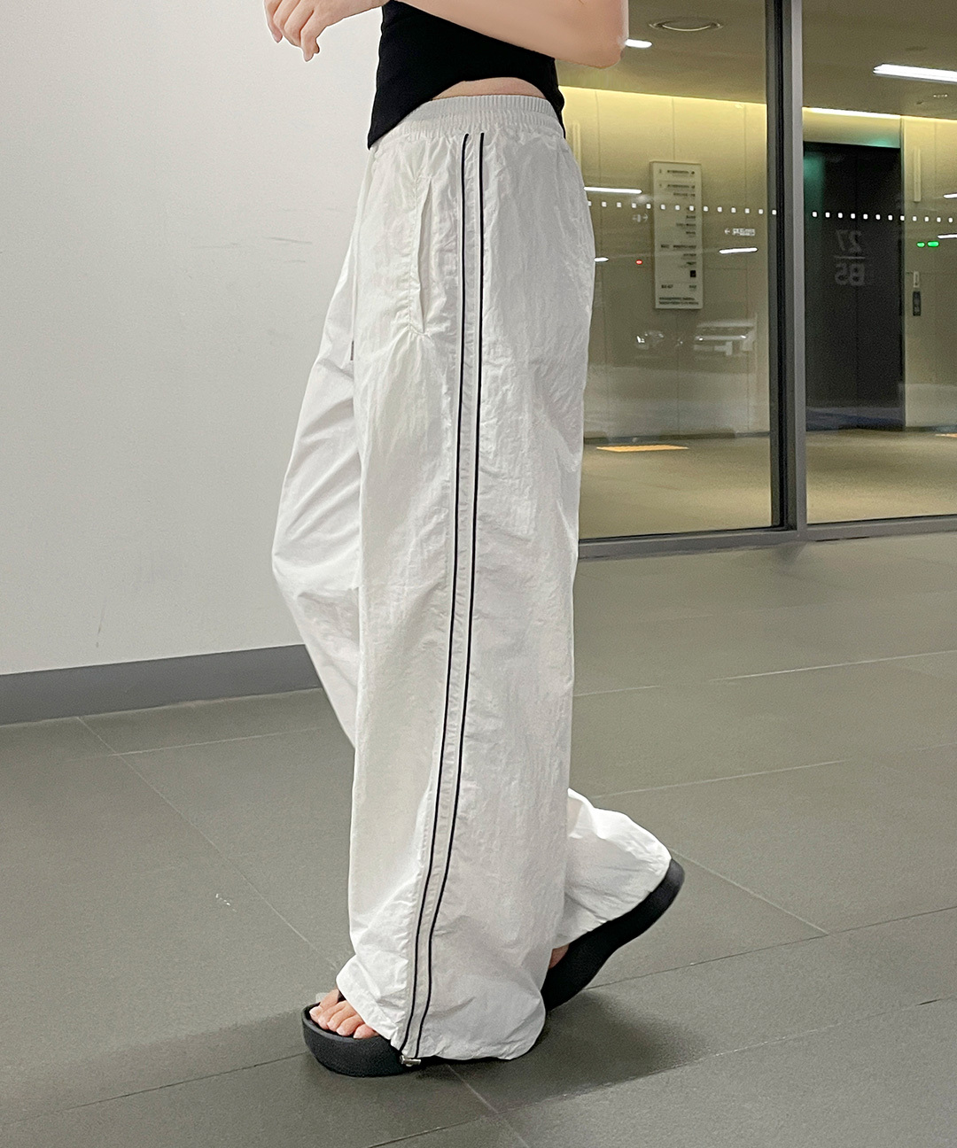 Ronif Summer Rustle Track Wide Jogger Training Pants
