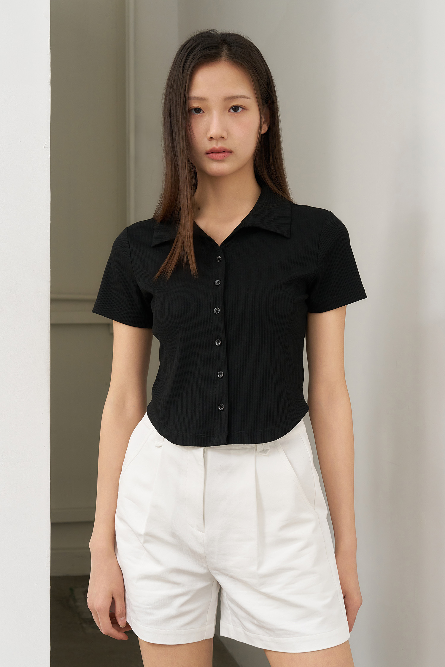WOMAN Open collar ribbed half shirt 短袖上衣