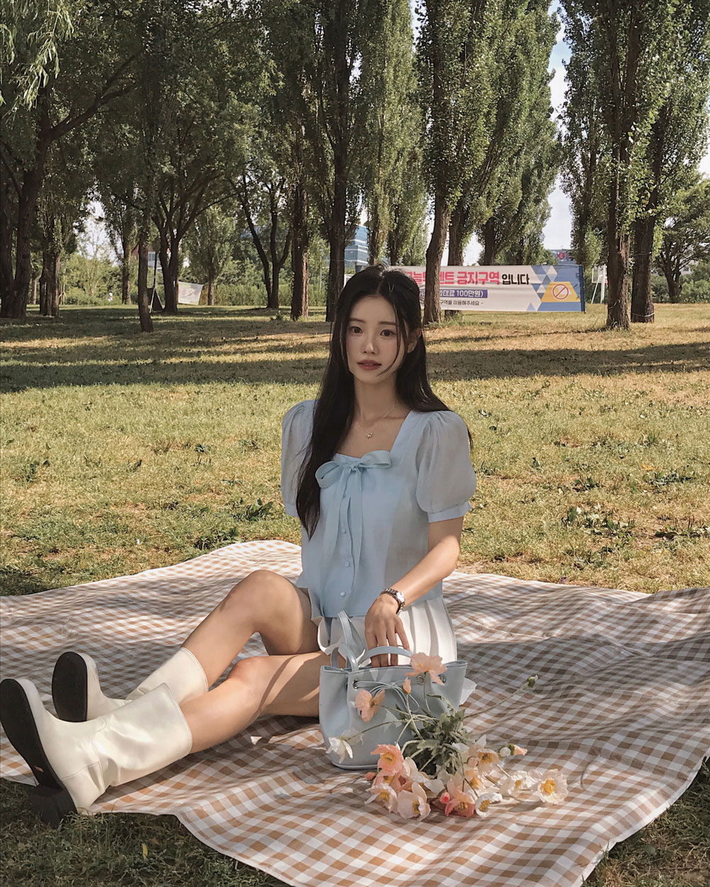 반팔 티셔츠 모델 착용 이미지-S1L38