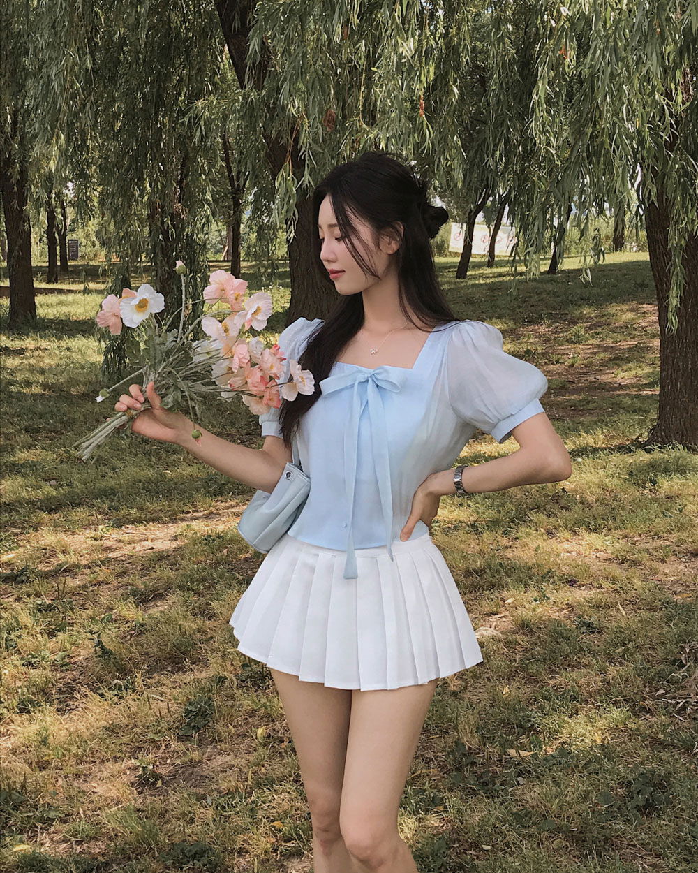 반팔 티셔츠 모델 착용 이미지-S1L36