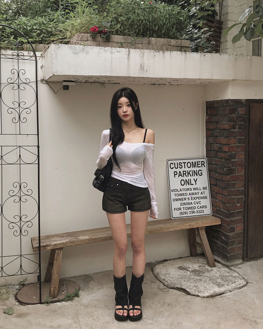 긴팔 티셔츠 모델 착용 이미지-S1L34
