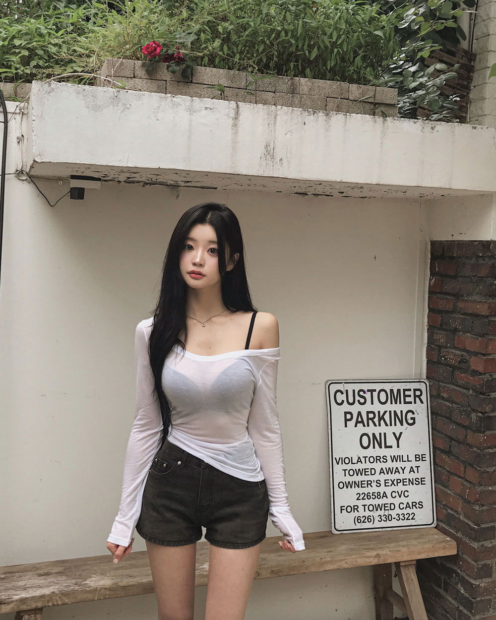 긴팔 티셔츠 모델 착용 이미지-S1L36