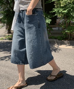 Cormac Wide Bermuda Pants