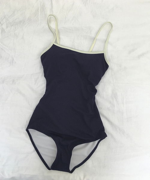 one-piece-swimsuit
