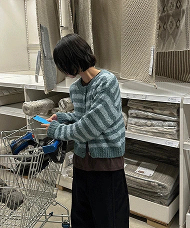 天空藍條紋毛絨針織外套