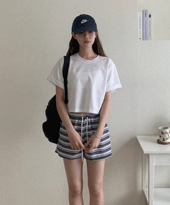 短袖上衣