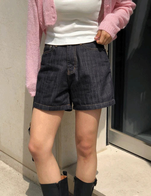 牛仔短裤