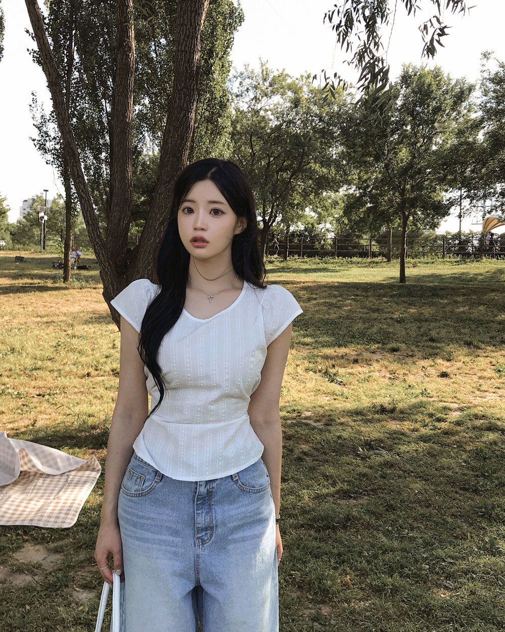 민소매 모델 착용 이미지-S1L39