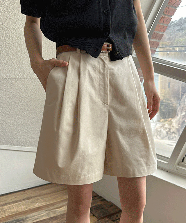 Keio pintucked cotton half pants 短褲