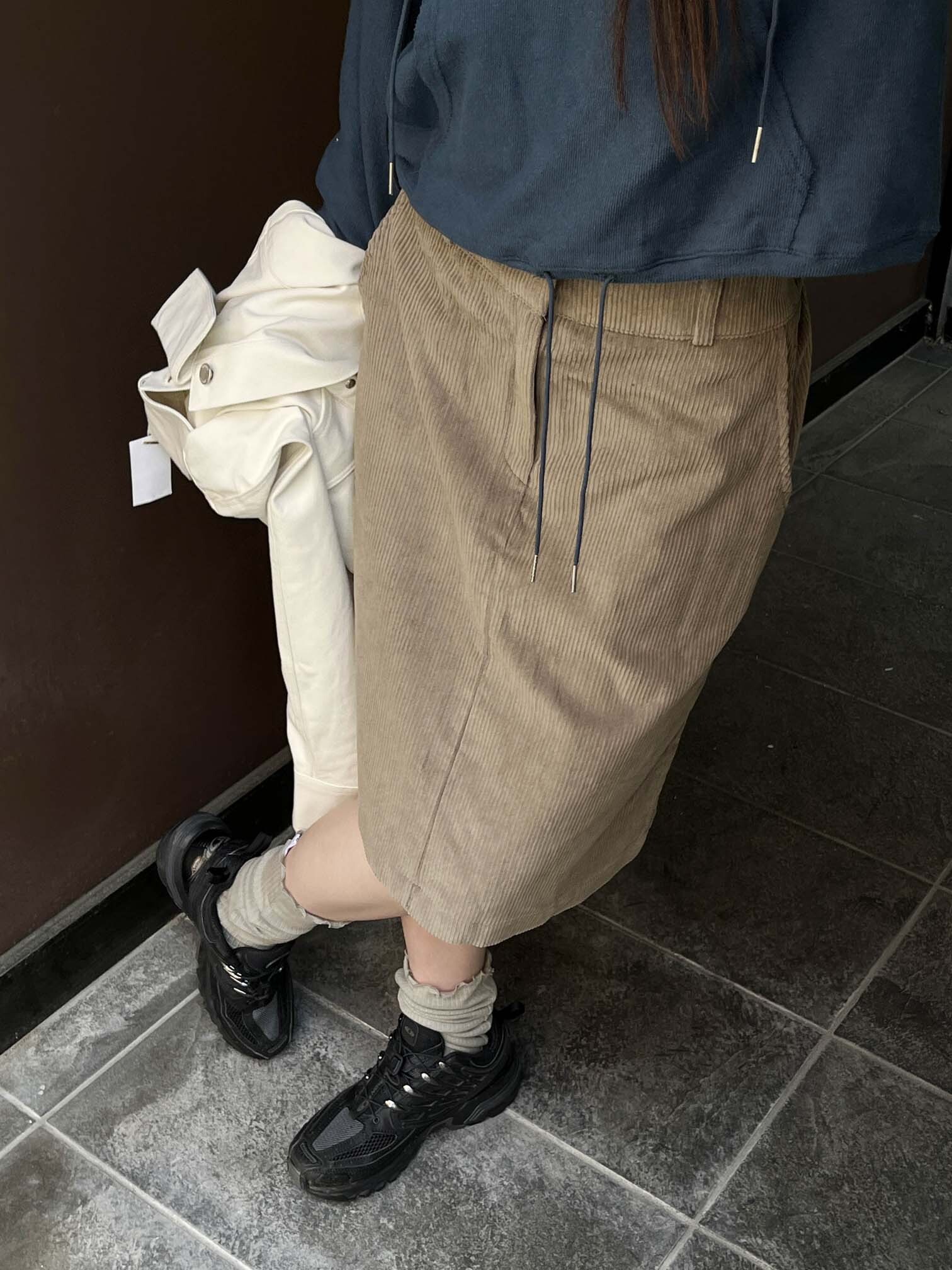 mocha corduroy midi sk 裙子